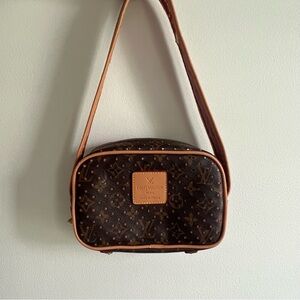 Louis Vuitton small leather purse